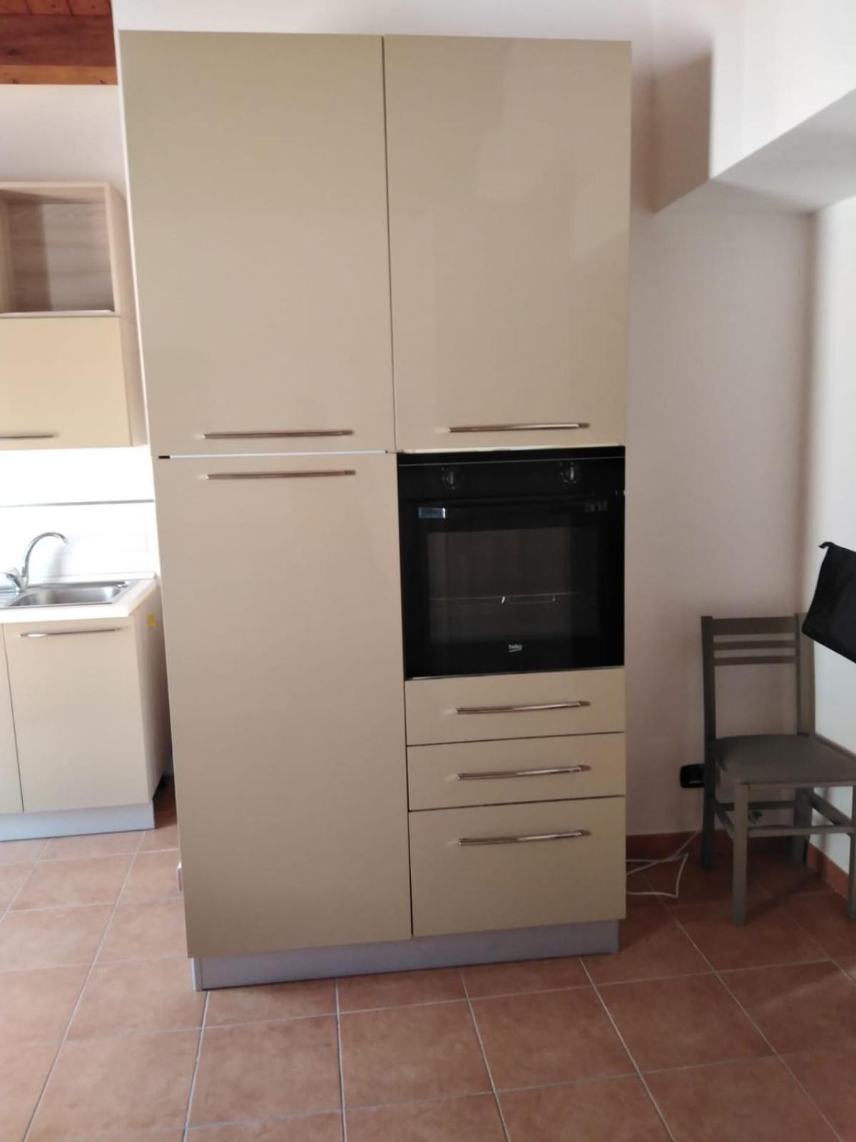 Apartmán Mansarda Con Terrazzo Privato Barletta Exteriér fotografie